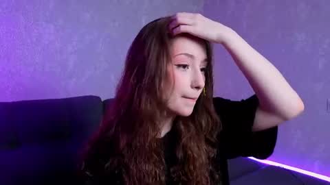 Snapshot of lunarialive chatting on 06.16.26 Sonya online show from 06.16.26