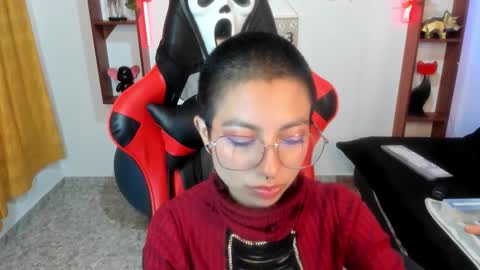 lunarichy online show from 10.21.25