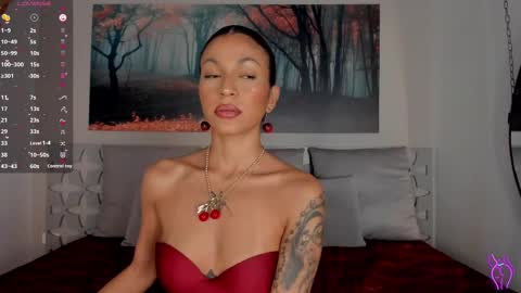 Snapshot of lunaruso chatting on 02.12.25 Luna Ruso online show from 02.12.25