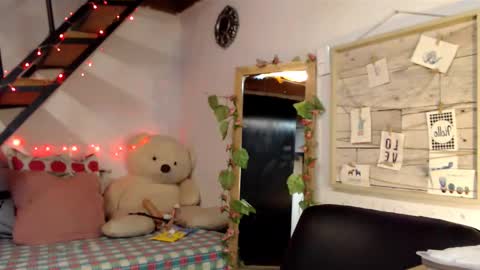 Snapshot of lunasky83 chatting on 03.02.25 luna online show from 03.02.25