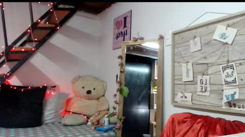 Snapshot of lunasky83 chatting on 10.02.25 luna online show from 10.02.25