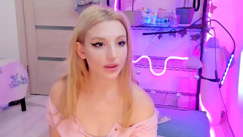 Kate online show from 02.06.25