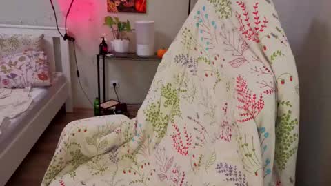 Kate online show from 11.19.25