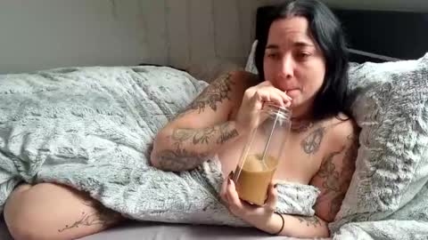 Luna  powered by bitch dust online show from 01.22.25