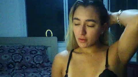 lunavelvvet online show from 08.02.26