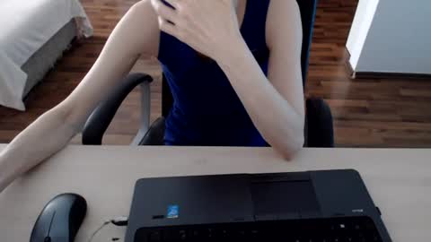 lunavibe_ online show from 06.14.26