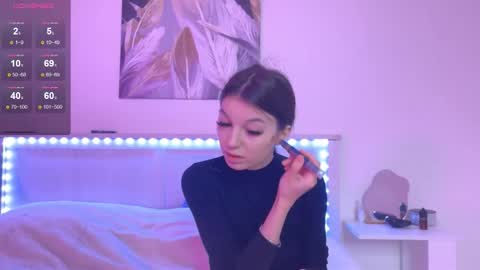 Snapshot of lunavine chatting on 12.03.25 Veronica online show from 12.03.25