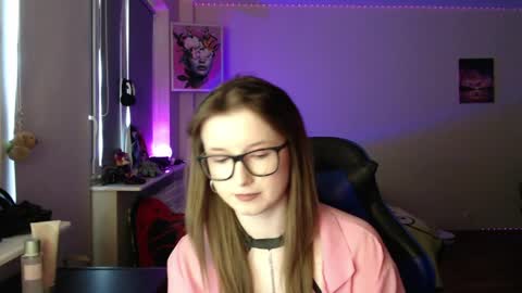 LunaXcherry online show from 04.07.26