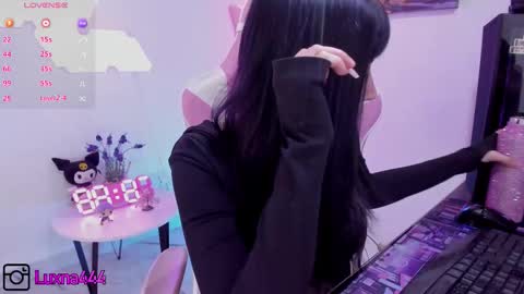   online show from 02.25.26