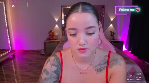 LUNA ROSE online show from 06.25.26
