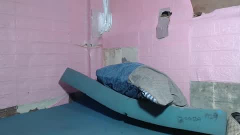 Snapshot of luringnatasha chatting on 11.25.25 you can call me NattyNatty Linssen online show from 11.25.25