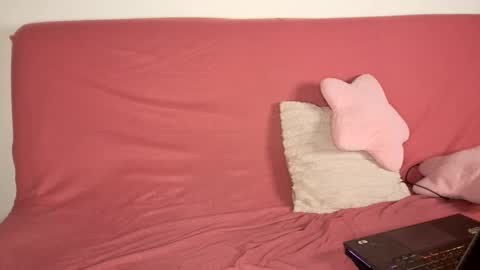 Snapshot of luros_modasy chatting on 02.22.25 Luros Modasy online show from 02.22.25