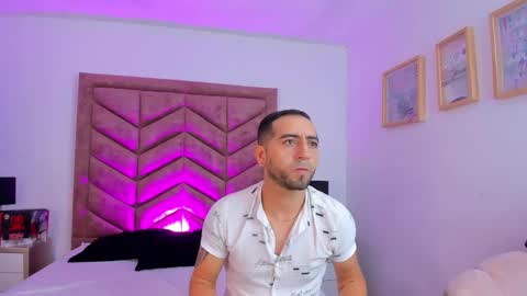 Lushian And Luna online show from 09.18.25