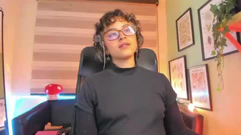 Luci   online show from 06.12.26