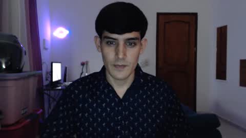 Snapshot of lusrodri chatting on 10.12.25 Sebastian E. online show from 10.12.25