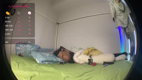 LOLA online show from 10.11.25