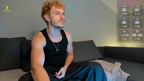Snapshot of lustfullooking chatting on 06.11.26 lustfullooking online show from 06.11.26