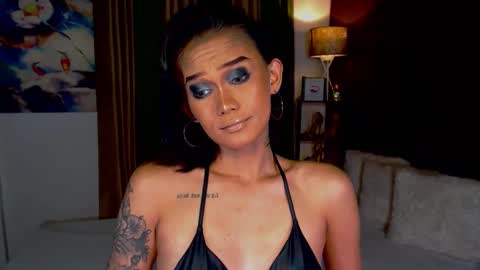 Snapshot of lustfulltrans chatting on 01.14.25 AdriannaFowks online show from 01.14.25