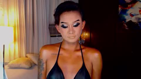 AdriannaFowks online show from 05.05.26