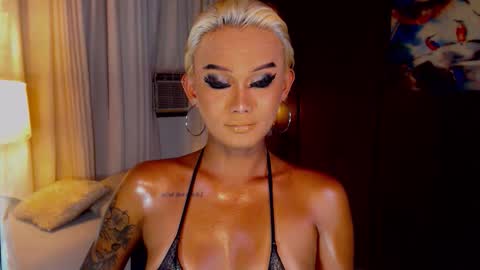 AdriannaFowks online show from 06.05.26