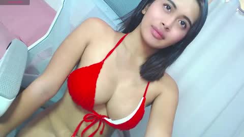 Snapshot of lustykeisha chatting on 05.22.26 KEISHA - DONT FORGET TO FOLLOW ME AND GIVE ME THUMBS UP 3 online show from 05.22.26