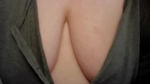 lustytits85 online show from 07.26.26