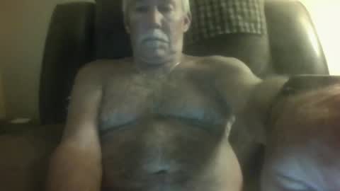 Snapshot of luv269er chatting on 05.25.26 luv269er online show from 05.25.26