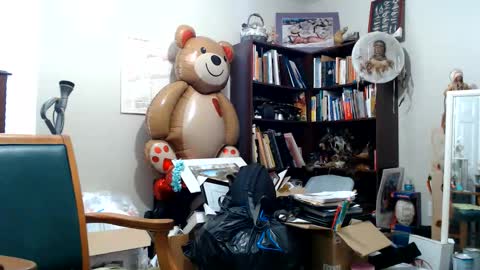 Snapshot of luv2bnakedallthetime chatting on 06.03.26 Tony online show from 06.03.26