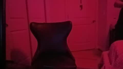 Luv2tokNstrok online show from 11.07.25