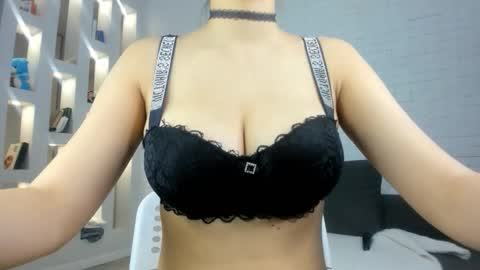 Yuna online show from 10.29.25