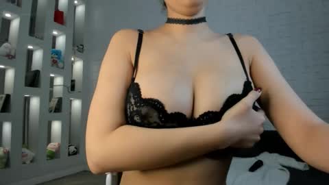 Yuna online show from 11.29.25