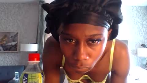 luvbug555 online show from 03.11.26