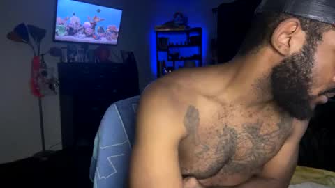 Snapshot of luverboibbc chatting on 12.04.24 luverboi online show from 12.04.24