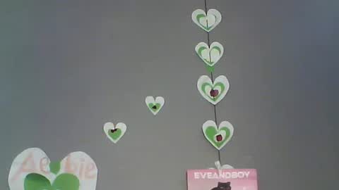 Snapshot of luvu4everxxx chatting on 03.15.26 Bee Bee online show from 03.15.26