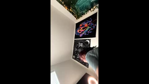 luvvvmia online show from 10.26.25