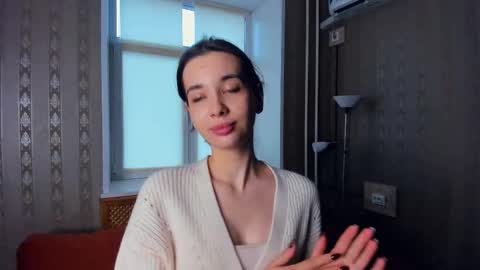 Snapshot of luvwithinn chatting on 11.09.25 Eliza online show from 11.09.25