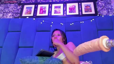 lux_bitchx online show from 09.28.25