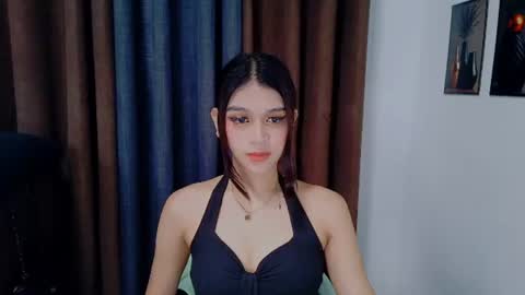 Snapshot of lux_white chatting on 07.24.26 queen lux online show from 07.24.26