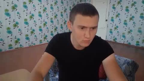 Snapshot of luxeboy_ chatting on 09.20.25 Mike online show from 09.20.25