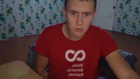 Snapshot of luxeboy_ chatting on 09.21.25 Mike online show from 09.21.25