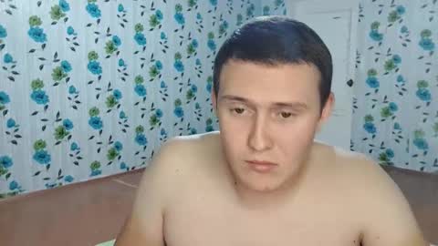 Snapshot of luxeboy_ chatting on 10.17.25 Mike online show from 10.17.25