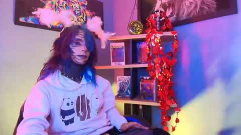 Luxiel 3 online show from 02.14.26