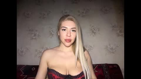 LuxSonyaStar online show from 03.14.26