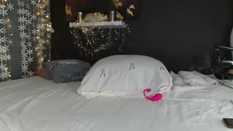 Lux for your fun online show from 12.13.24