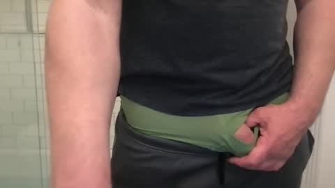 lvguynextdoor440656 online show from 05.13.26