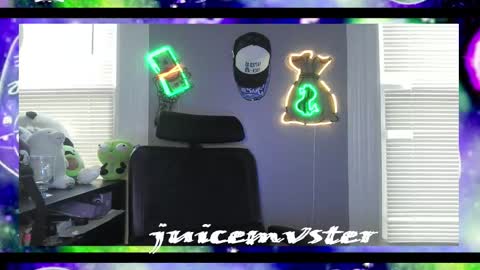 Snapshot of lxrdhxkvgemvsterjuice chatting on 11.11.25 lxrdhxkvgemvsterjuice online show from 11.11.25