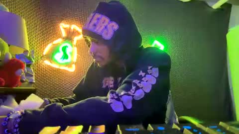 lxrdhxkvgemvsterjuice online show from 06.19.26