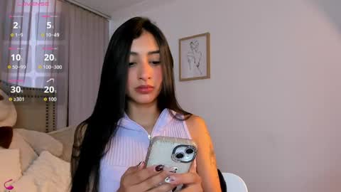 Snapshot of lya_brown chatting on 05.20.26 lya_brown online show from 05.20.26