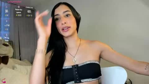 Snapshot of lya_brown chatting on 05.22.26 lya_brown online show from 05.22.26