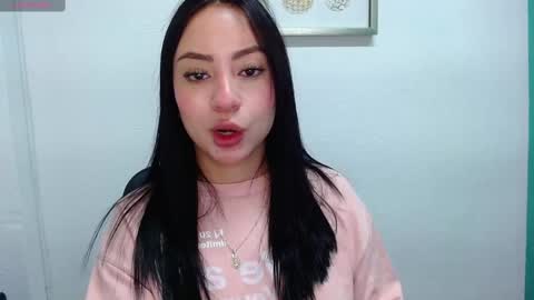 Snapshot of lya_levine chatting on 03.04.25 Lya online show from 03.04.25